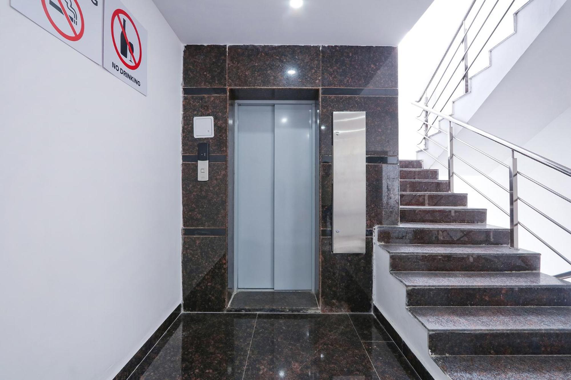 Fabhotel Relax Inn Hyderabad Bagian luar foto