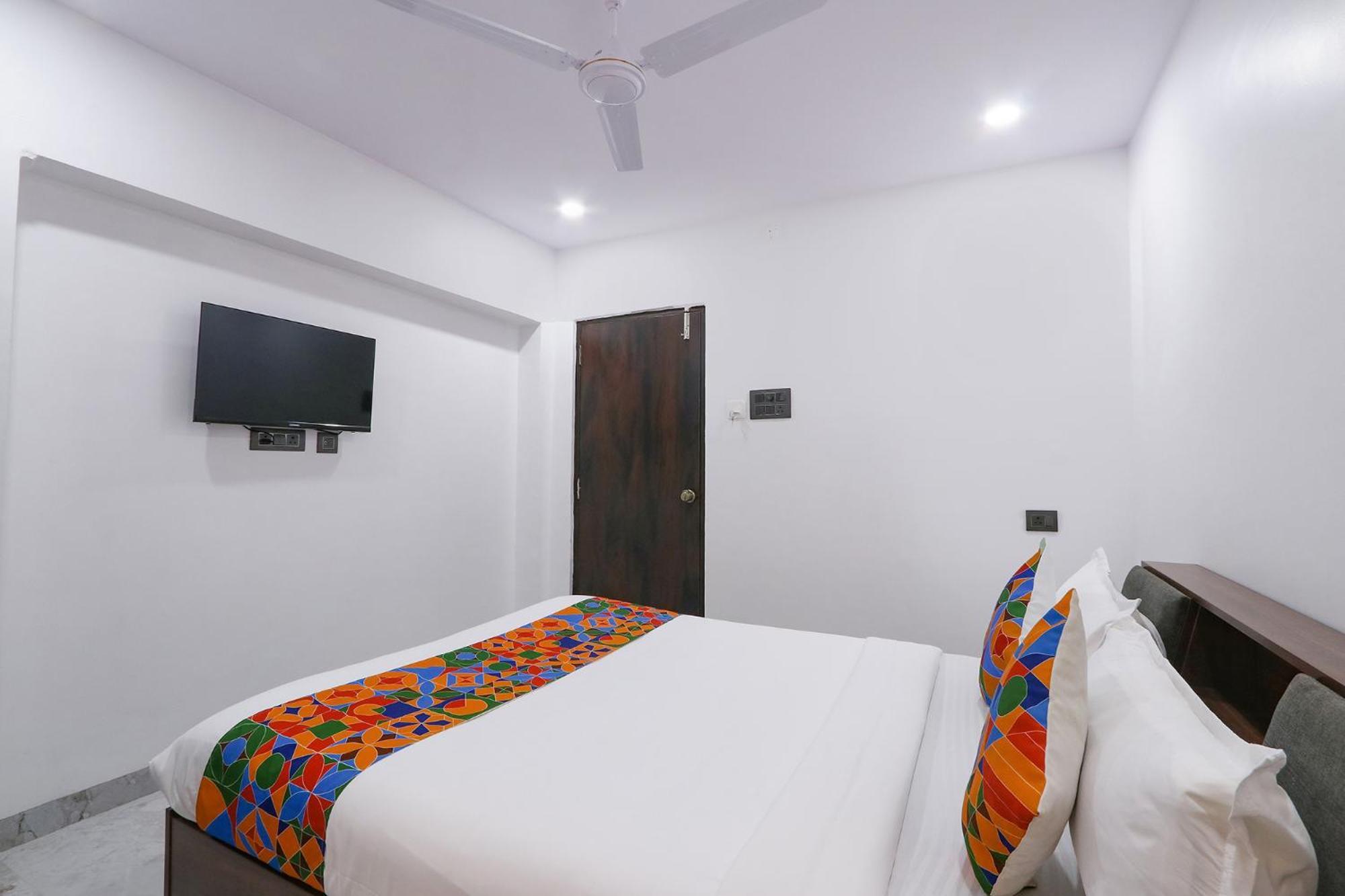 Fabhotel Relax Inn Hyderabad Bagian luar foto
