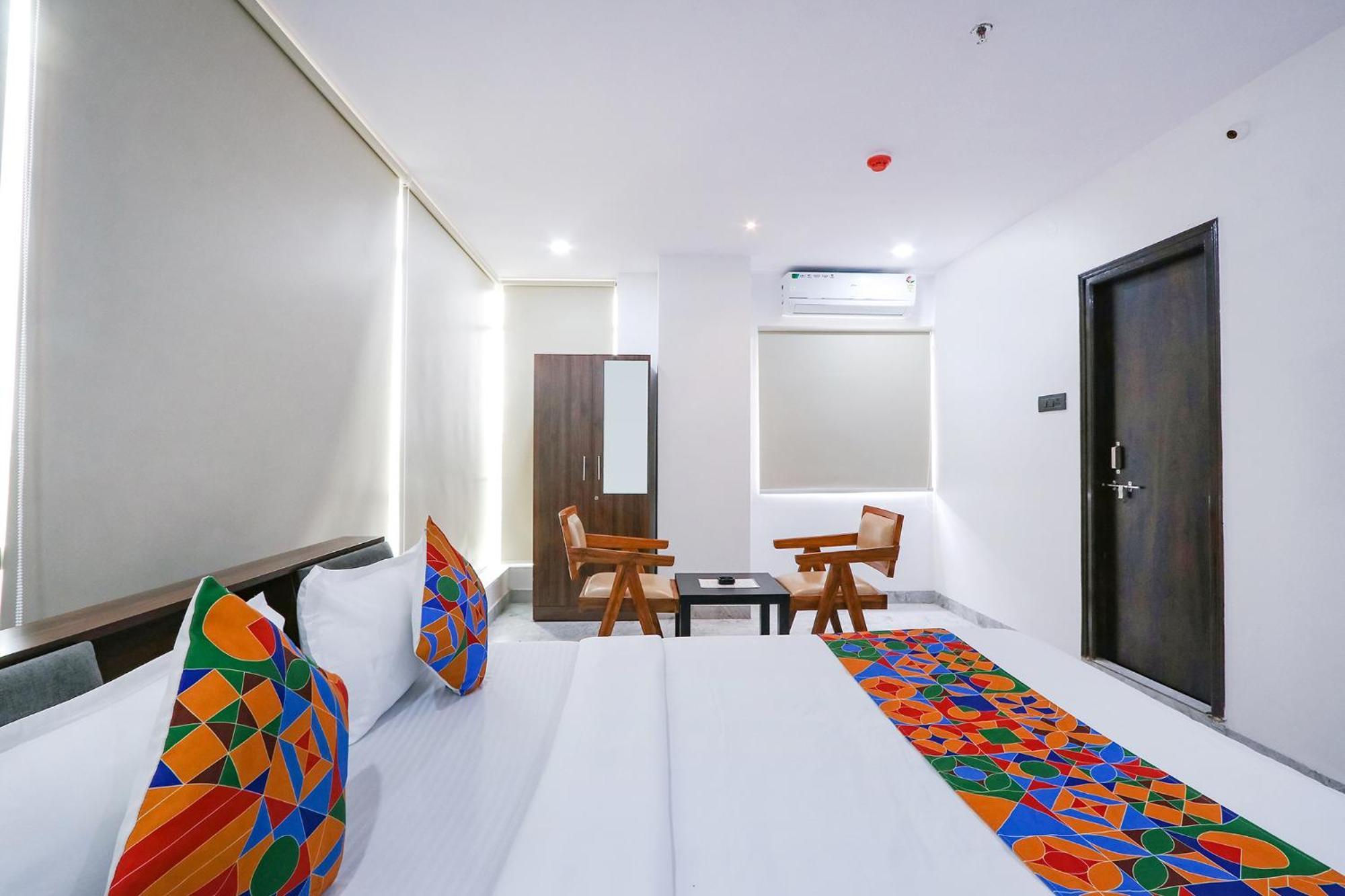 Fabhotel Relax Inn Hyderabad Bagian luar foto