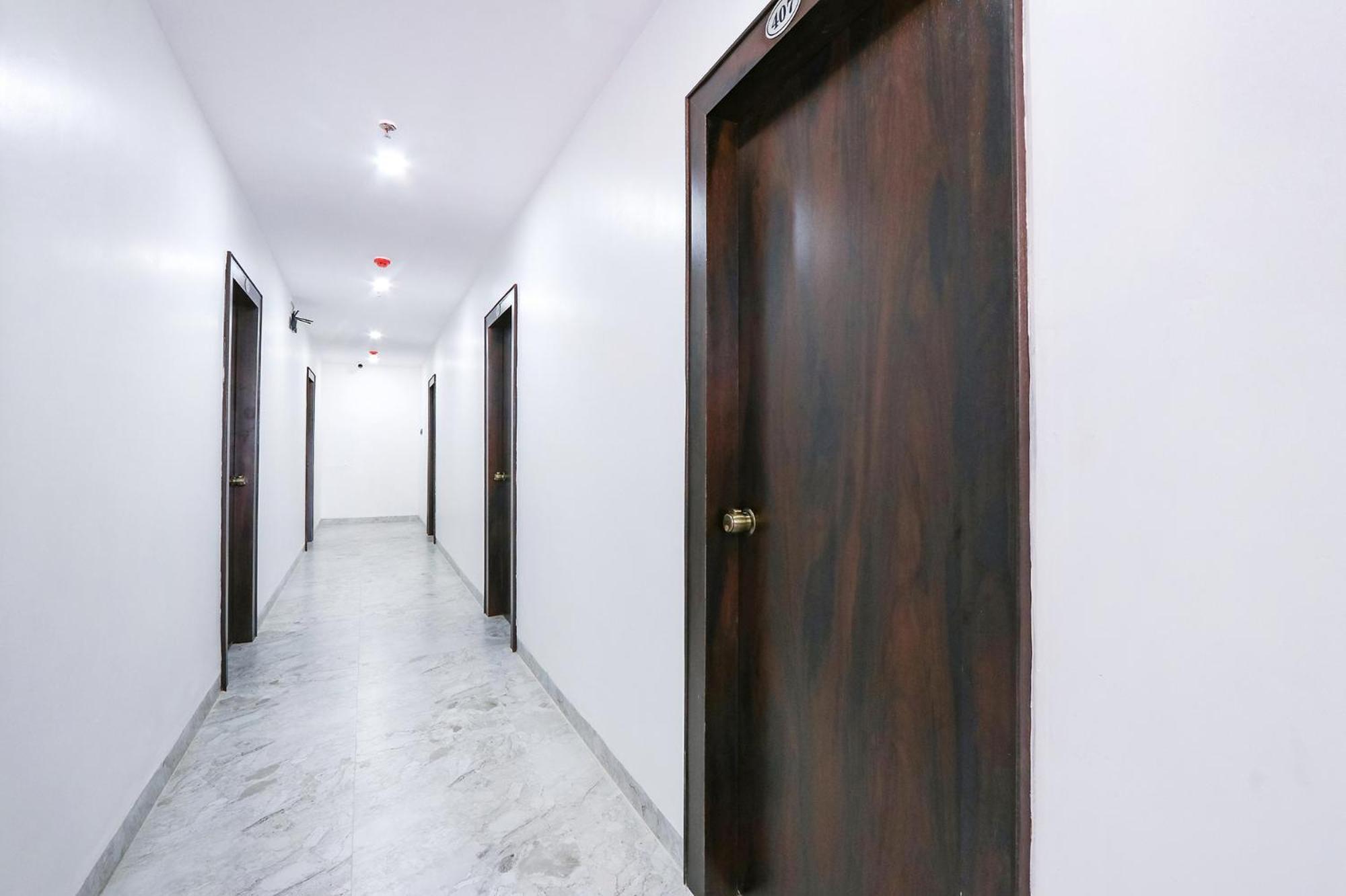 Fabhotel Relax Inn Hyderabad Bagian luar foto