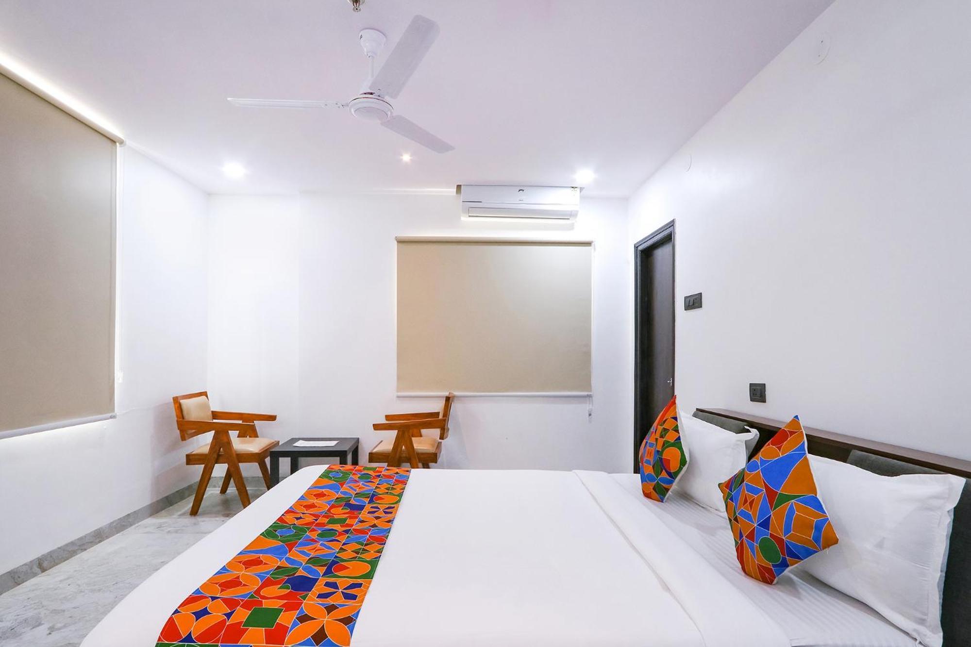 Fabhotel Relax Inn Hyderabad Bagian luar foto